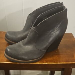 Kork-Ease Women's Black Ankle Boots